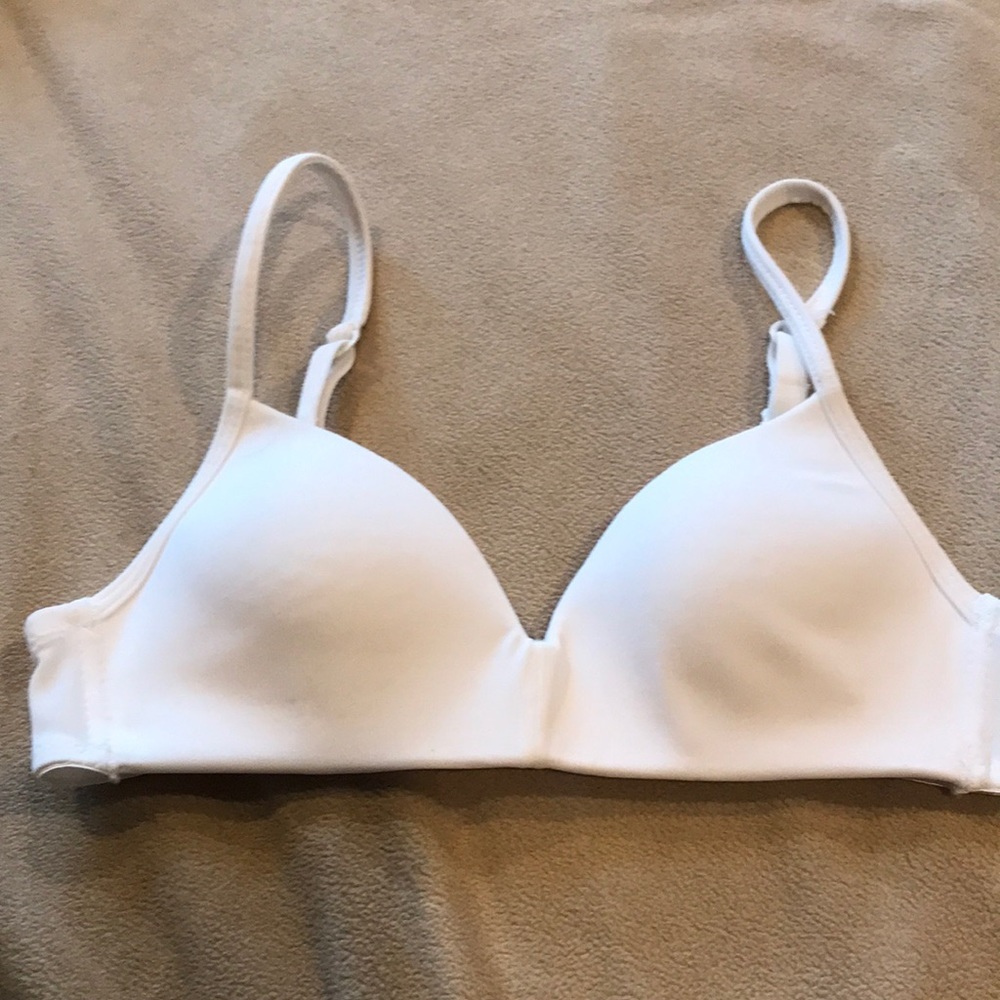 Bra size 30A white Like New; great for pre-teens, light padded adjustable straps